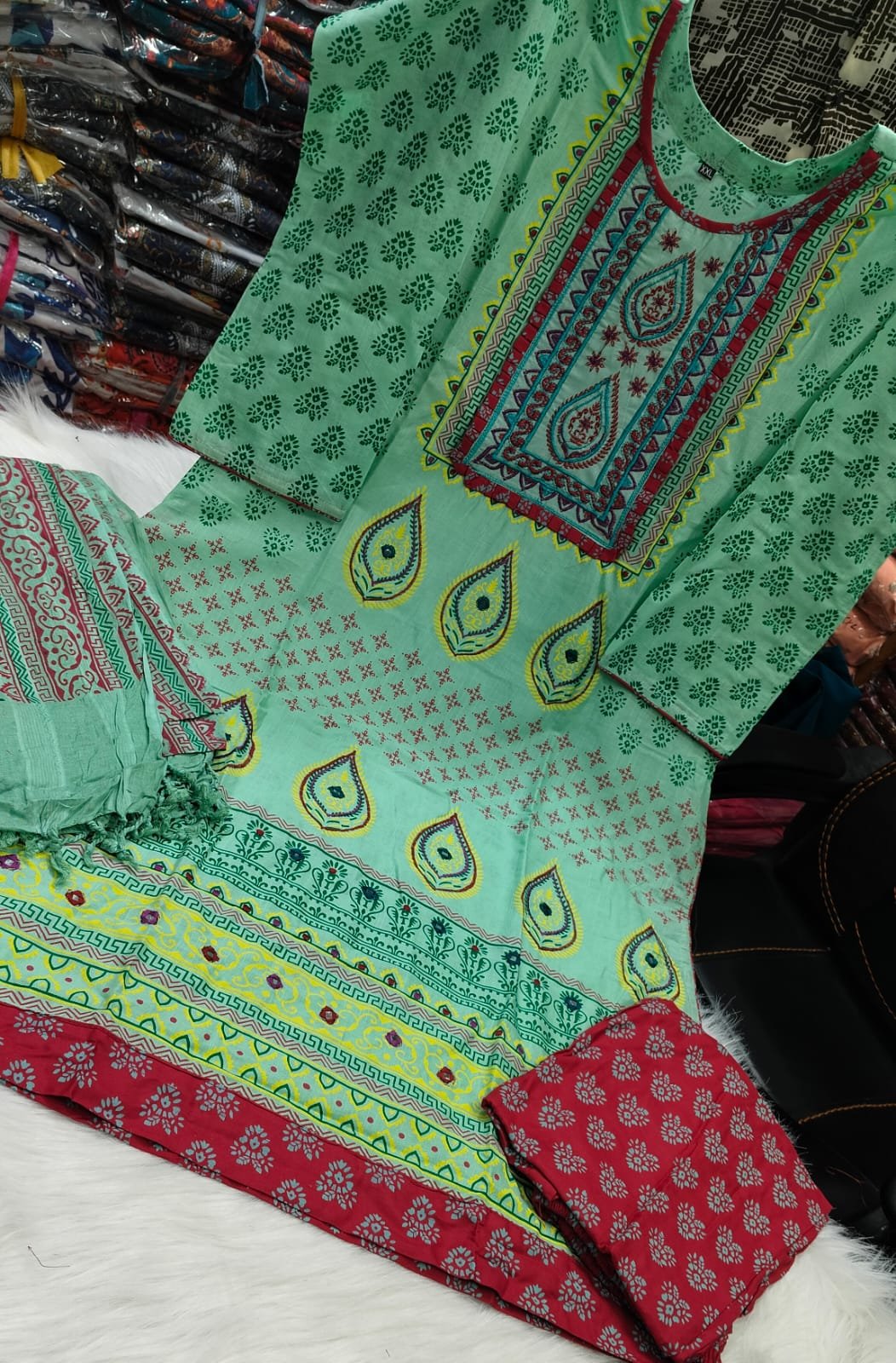 Arong Batik Three pieace