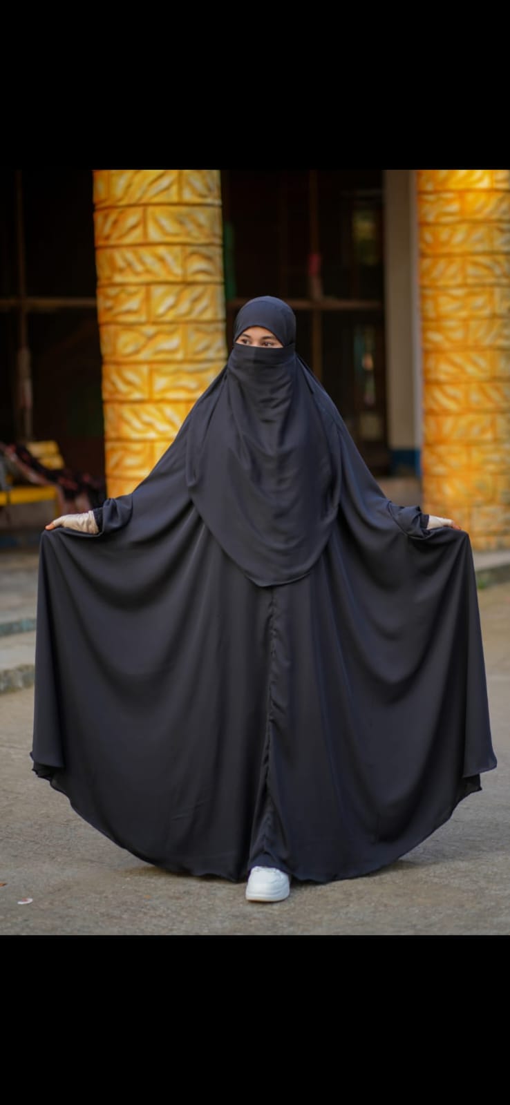 দুবাই সেঞ্চুরি চেরি কাপড়ের লং খিমার জিলবাব 