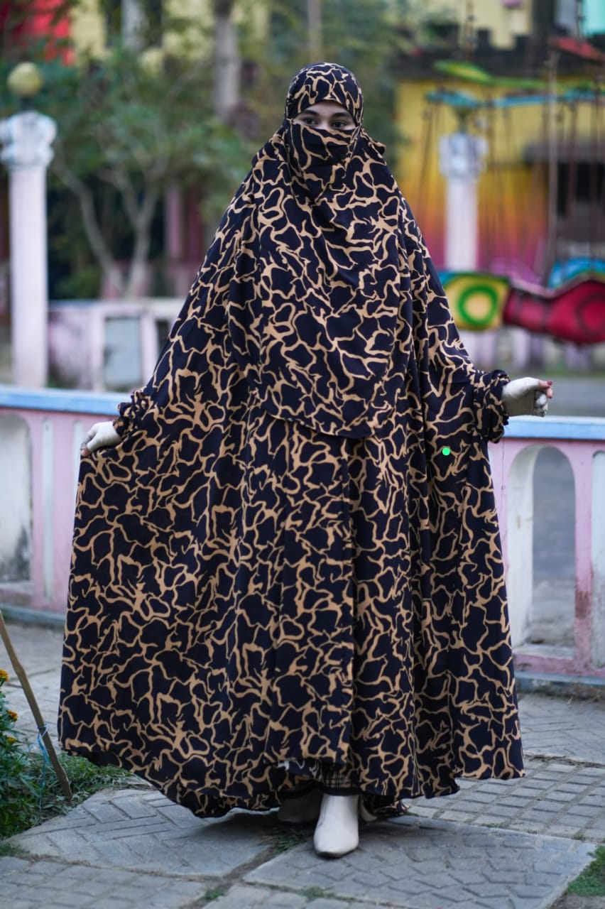 দুবাই সেঞ্চুরি চেরি কাপড়ের লং খিমার জিলবাব 